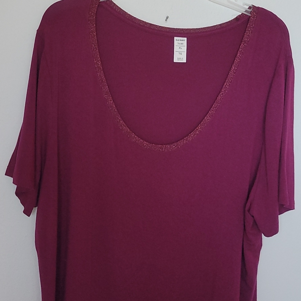 Dark burgundy Top